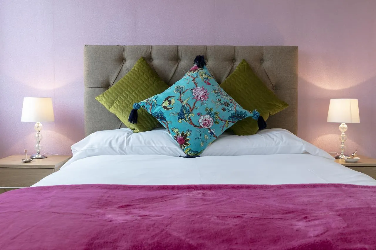 Apartament Modern & Exquisite Trumpington Townhouse With Parking & 5 Mins To Papworth Hospital Cambridge Wielka Brytania