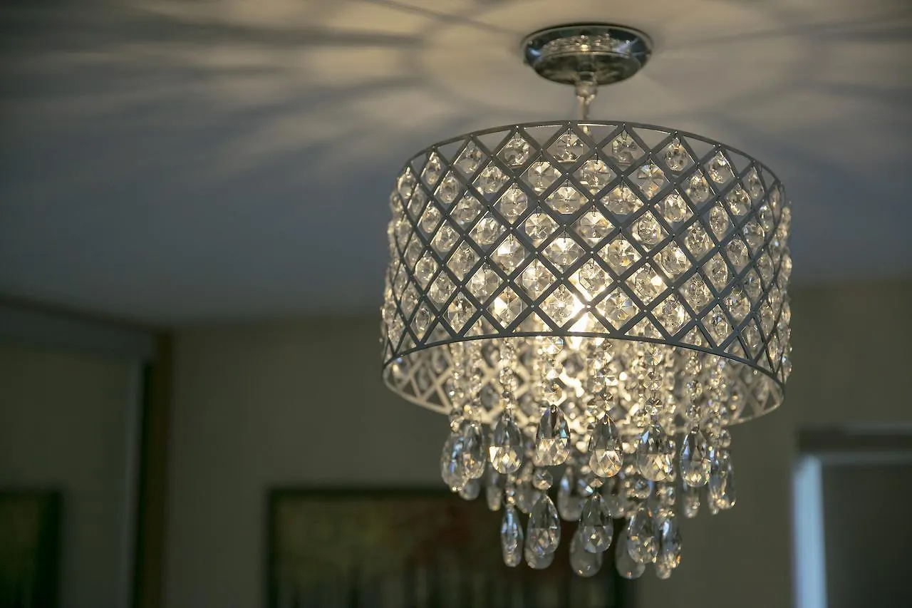 Modern & Exquisite Trumpington Townhouse With Parking & 5 Mins To Papworth Hospital Cambridge